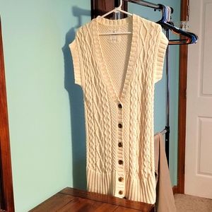 Short sleeved sweater, medium
